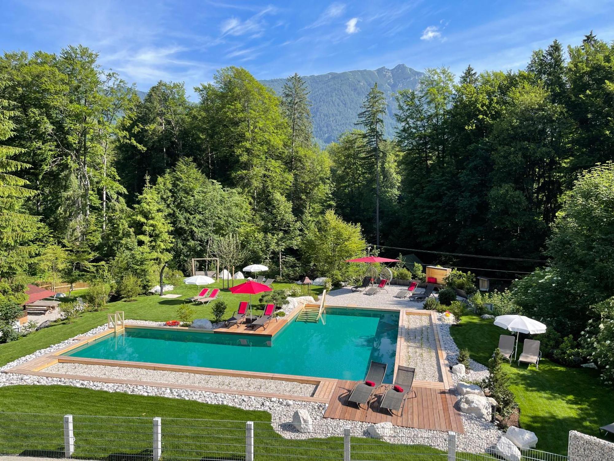 Bayern Resort Hotel - Adults Only - Mit Zugspitzblick - Eibsee-Naehe - Wellnessbereich - Naturpool Im Sommer Грайнау Экстерьер фото