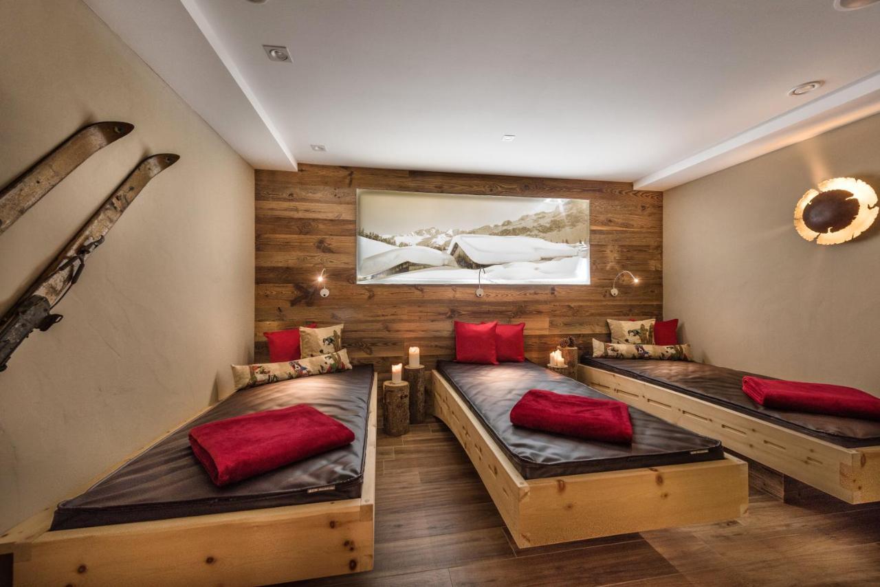Bayern Resort Hotel - Adults Only - Mit Zugspitzblick - Eibsee-Naehe - Wellnessbereich - Naturpool Im Sommer Грайнау Экстерьер фото